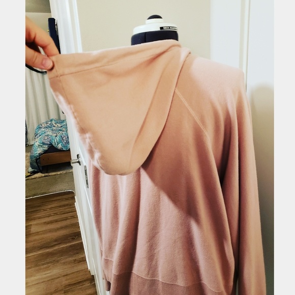 H&M L.O.G.G. Crop Hoodie - Picture 4 of 7